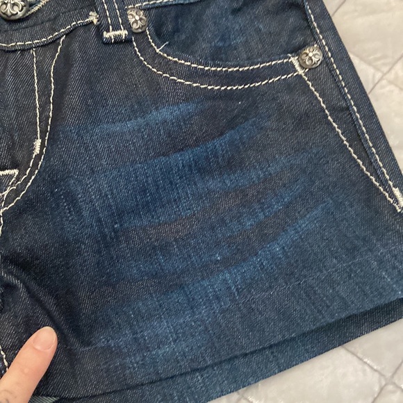 MISS ME REWORKED DENIM SHORTS SIZE 28 - Picture 5 of 10